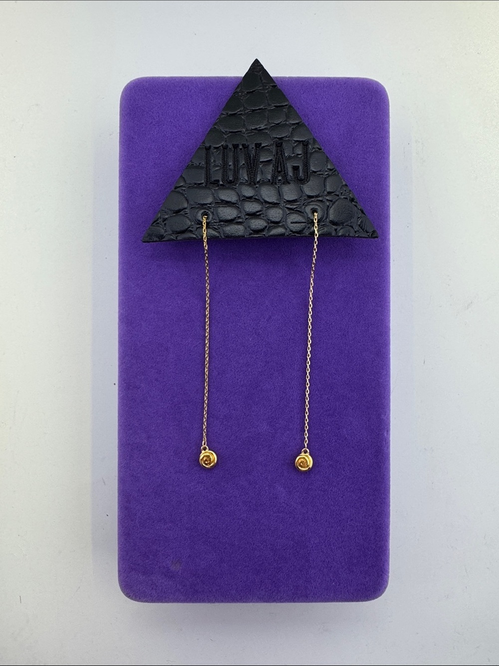 💛 Classic Luv AJ Gold Plated Seashell Drop Chain Earrings | Threaders